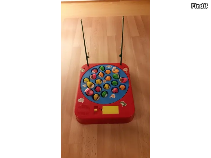 Säljes Kalastuspeli ehjä Fiskespel hel ja kaksi onkea5e