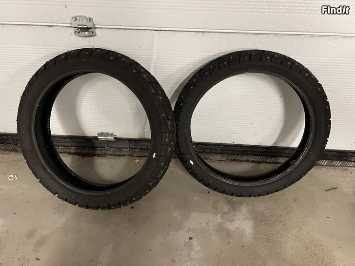 Säljes Dubbdäck för moped Mitas MC32 130/70-17 och 100/80-17