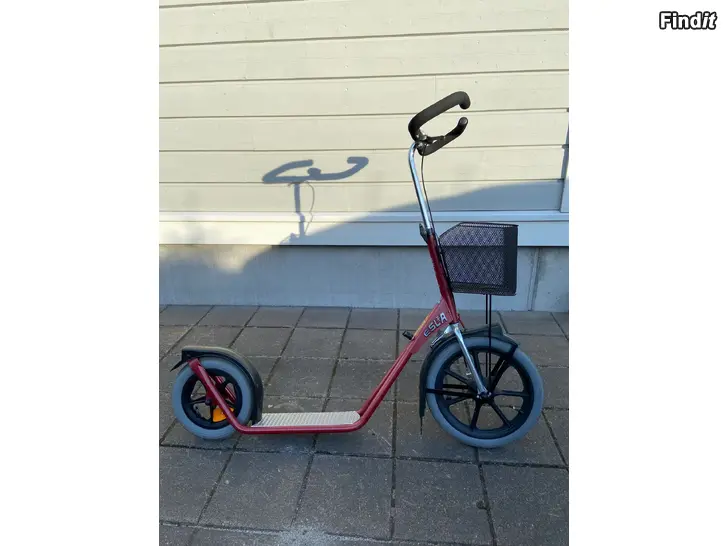 Säljes Säljes Esla sparkcykel