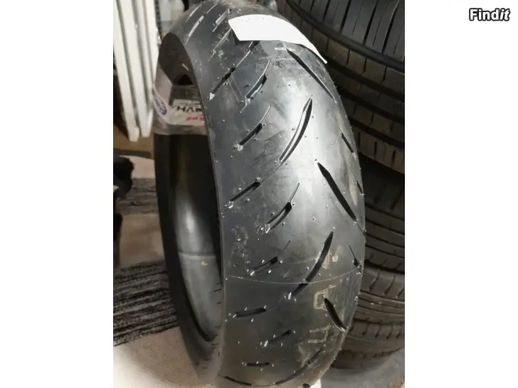 Myydään Dunlop 170/60 ZR17 mp takarengas