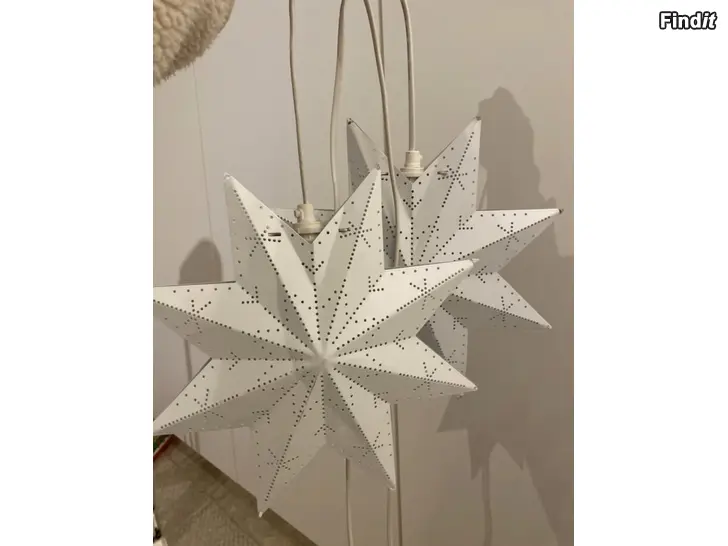 Säljes Vita julstjärnor 2 st