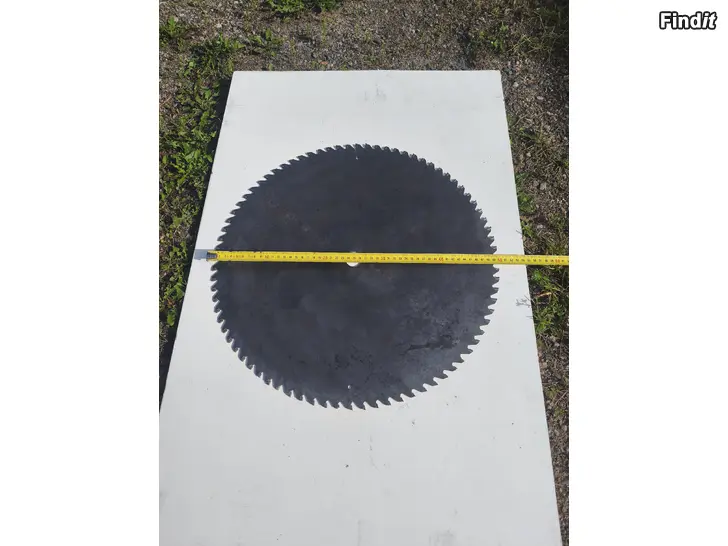 Myydään Sirkkelin terä 500mm