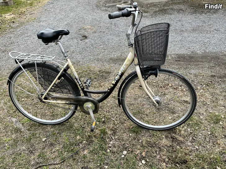 Säljes Damcykel 28