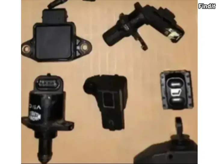 Myydään Osia Peugeot kampiakselinanturi tyhjäkäyntianturi kaasuläpäanturi