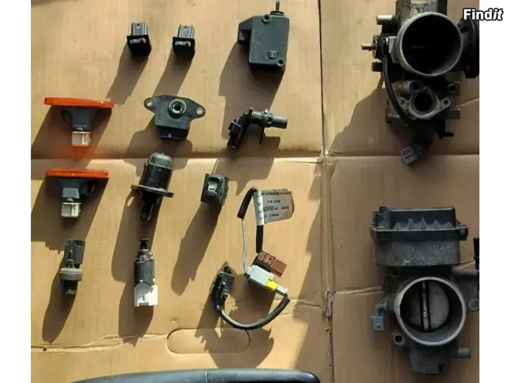 Myydään Kaasuläpäkotelo kaasuläpäanturi