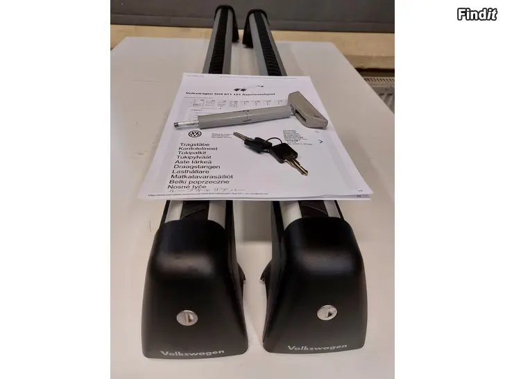 Myydään OEM Kattotelineet/Takräcke VW Golf Variant mk7 vm. 2013