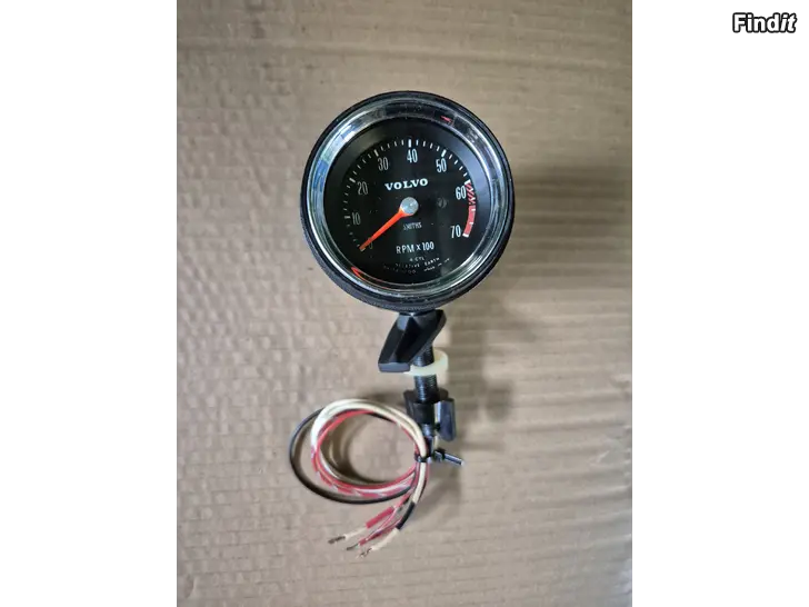 Myydään Volvo Amazon GT kierroslukumittari