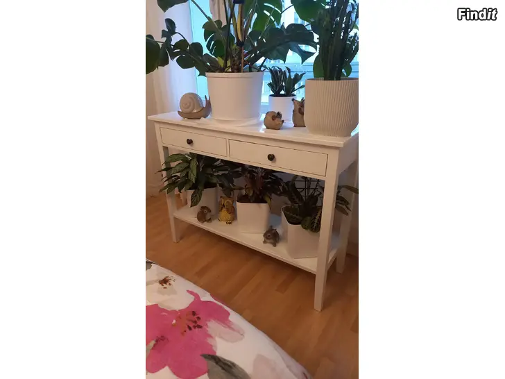 Myydään Sivupöytä Nordby