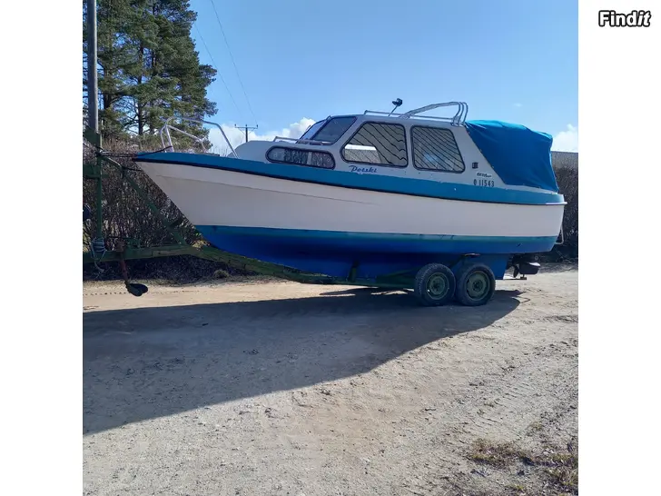 Myydään Bella 660