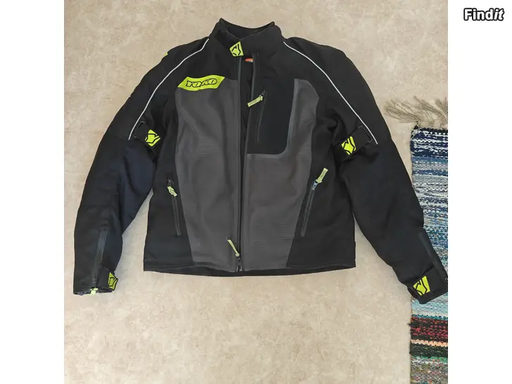 Säljes Yoko MC kläder