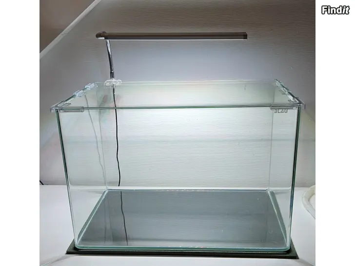 Myydään Blau nanoakvaario 38l