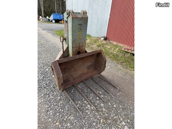 Säljes Farmi Baklastare