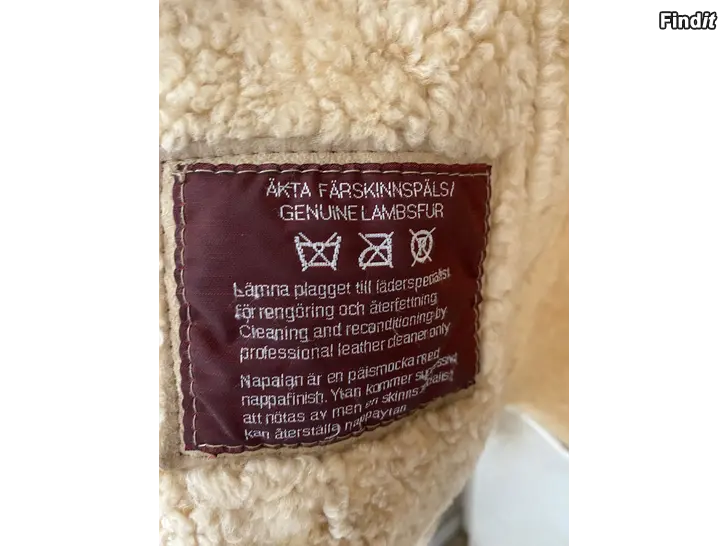 Myydään Boomerang aito lammasturkkitakki