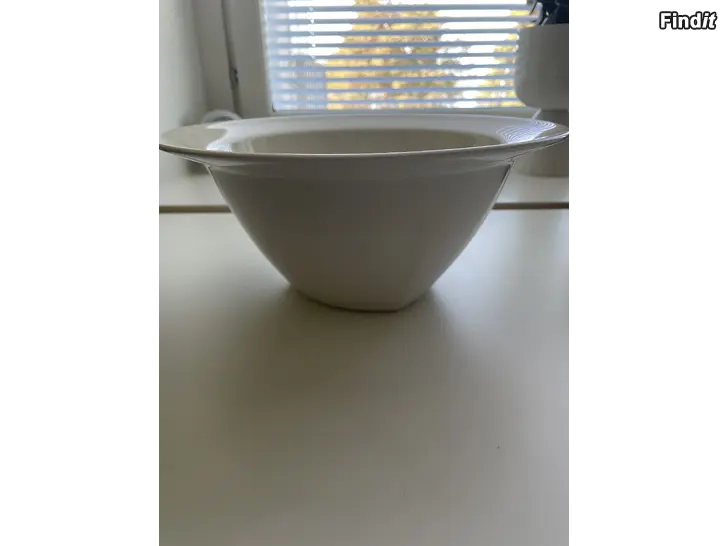 Myydään Iittala Ego iso kulho
