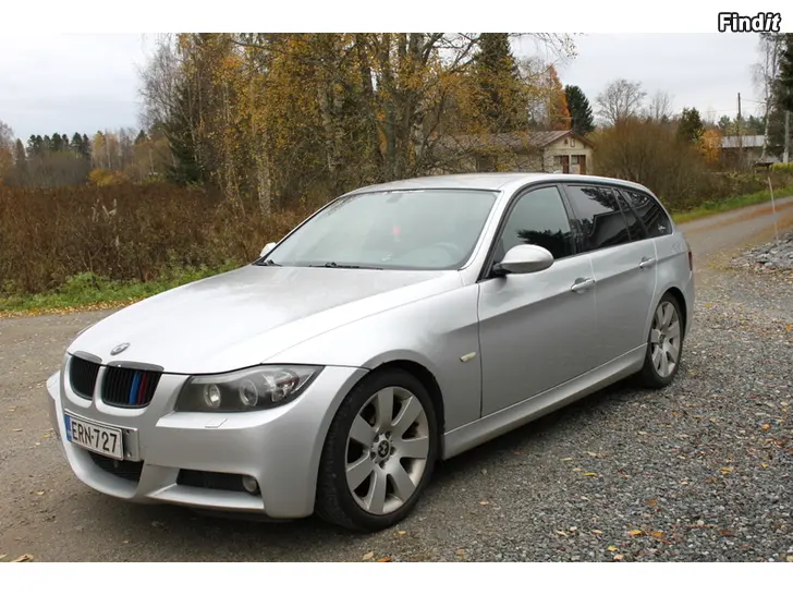 Myydään Sporttinen menopeli BMW 325i 218 hv kuutoskoneella
