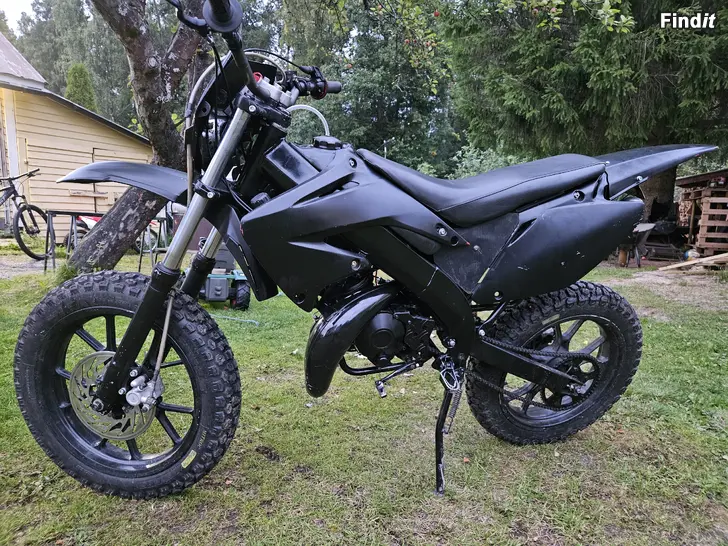 Säljes Peugeot XPS supermoto