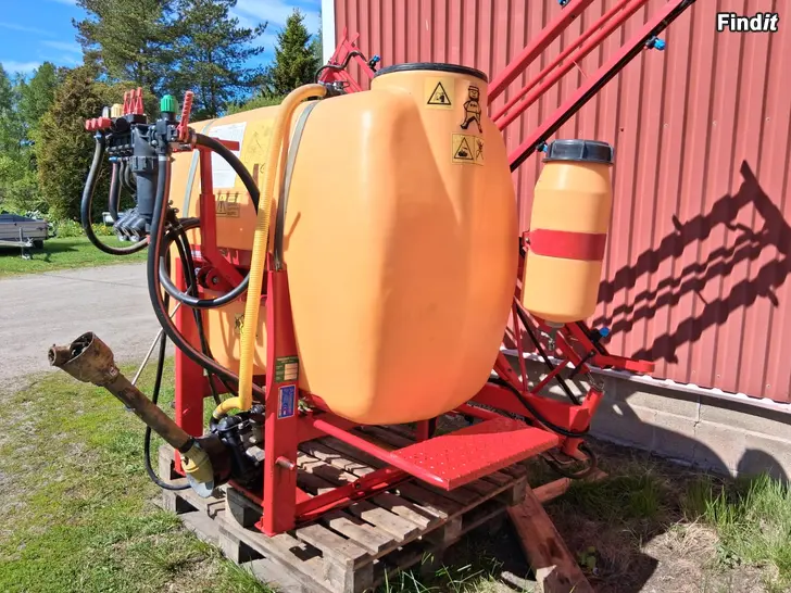 Säljes Växtskyddsspruta Junkkari 3/900 12 meter
