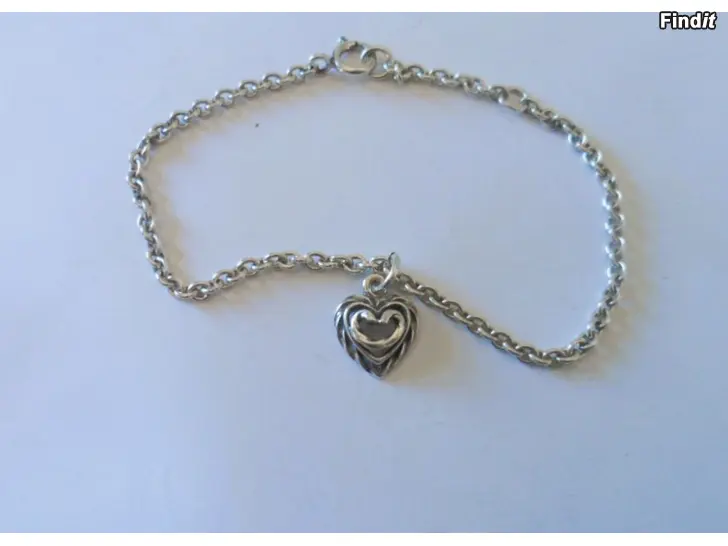 Myydään Kalevala Talon sydän rannekoru Hopea