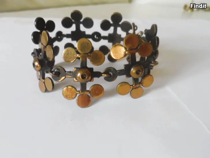 Myydään Rannekoru P. Sarpaneva 1960-luvulta