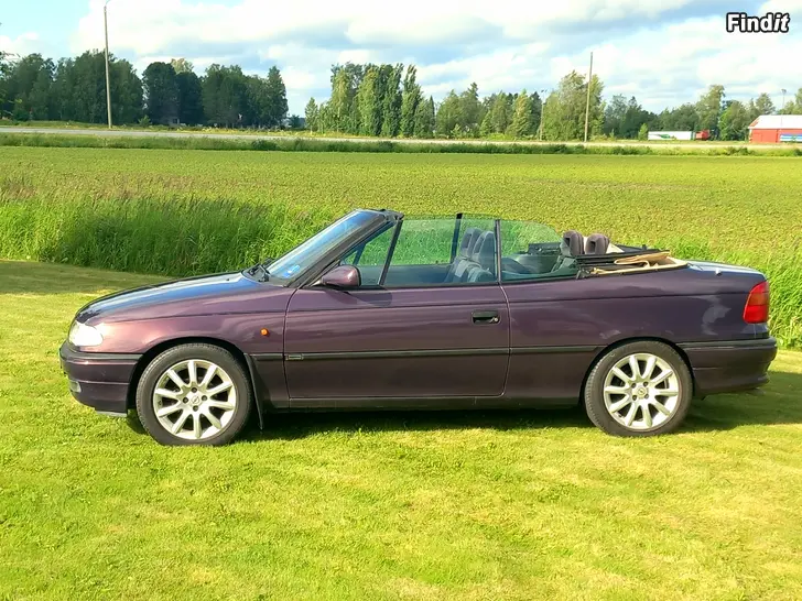 Myydään Opel Astra 1.6i Bensa Cabriolet Avo SYYSHINTAAN