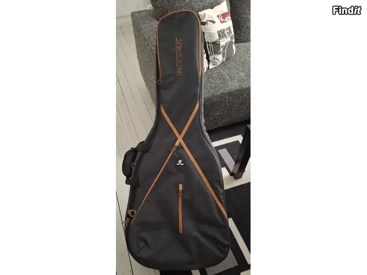 Säljes Ritter dubbel gitarrväska för el och akustisk gitarr