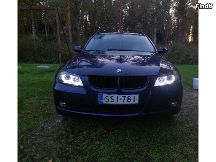 Myydään Bmw 318i E91 228tkm -06