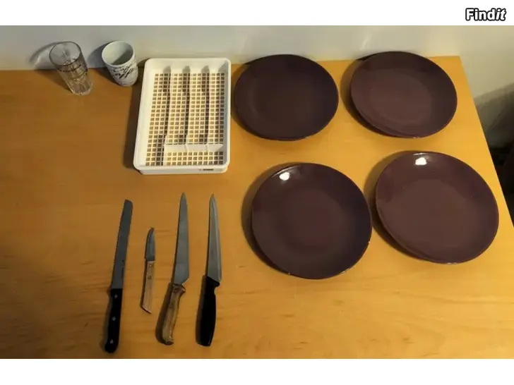 Myydään Lautaset matceramira pikkuveitsi Fiskars leipäveitsi