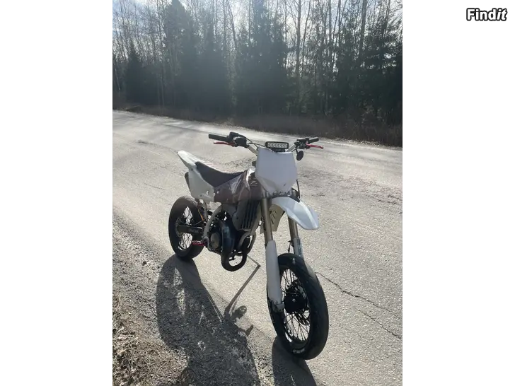 Säljes Ch racing wsm 50 moped