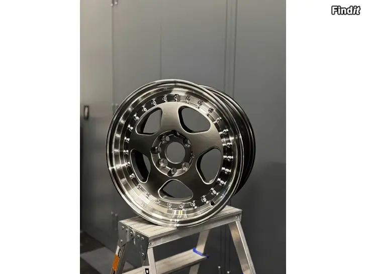 Säljes 15x7 R1 Sport 4x100/114.3