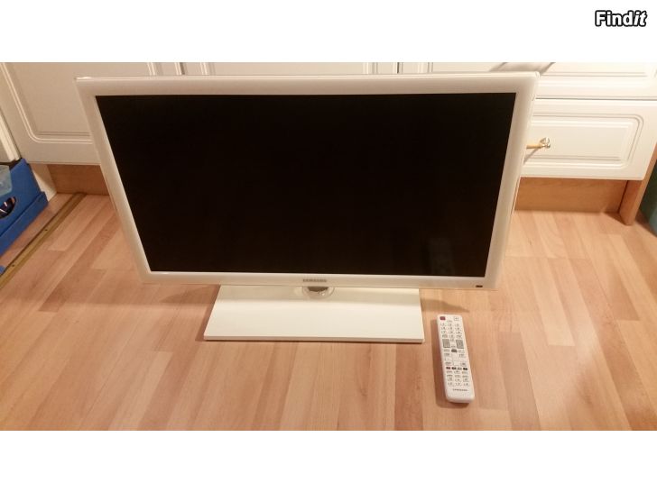 Säljes Samsung 32 TV valkoinen ja kaukosäädin 40e