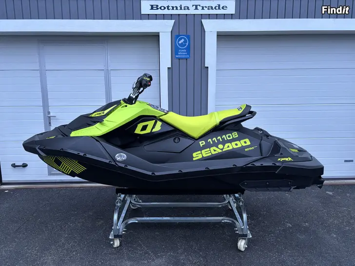 Säljes Sea-Doo Triixx-2023 12h med moms