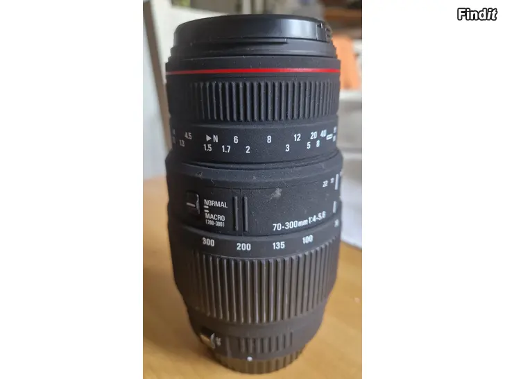 Myydään Sigma DG 70-300mm F/4-5.6 Macro - Canon EF