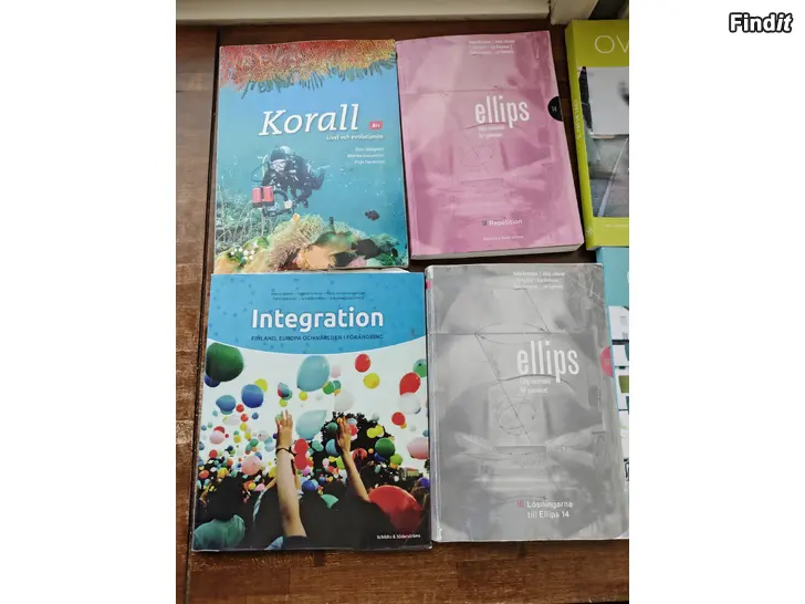 Säljes Gymnasie böcker