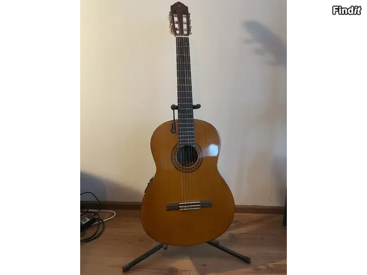 Säljes Yamaha CX40
