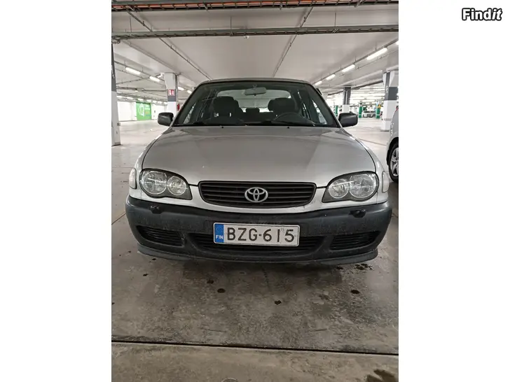 Myydään Myydään Toyota Corolla