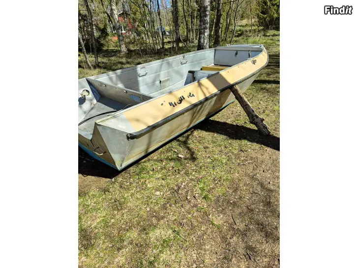 Myydään Sun buster