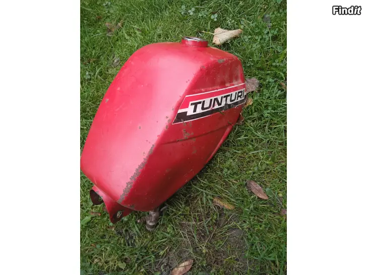 Myydään Tankeja