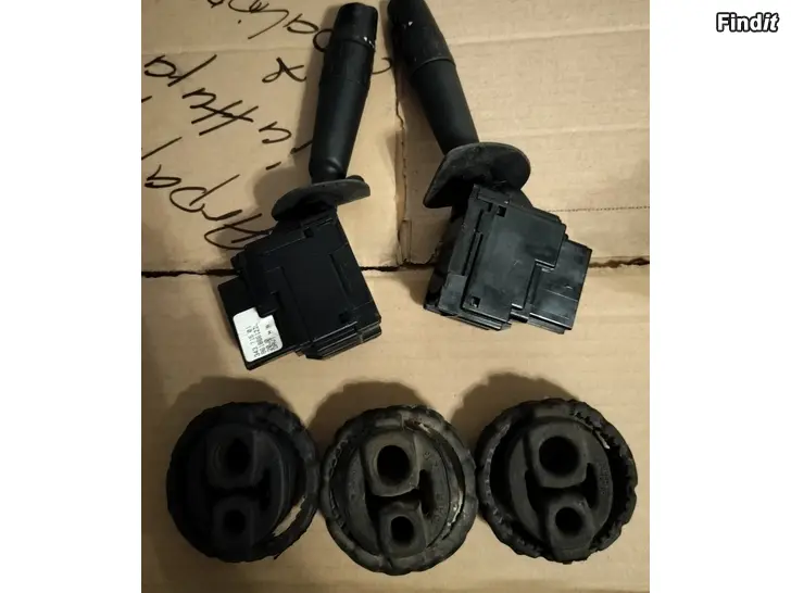 Myydään Monitoimiviiksi pakoputken kannakekumi