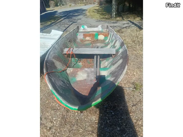 Säljes Glasfiberbåt 4, 4m