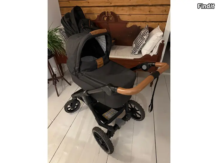 Säljes Emmaljunga NXT90