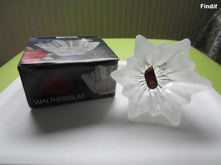 Myydään Waltherglas tuikkukippo