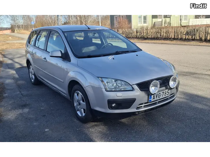 Myydään Ford focus 1.6 2007vm aj.320000km