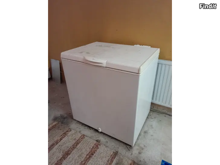 Myydään Frysbox 200 liter
