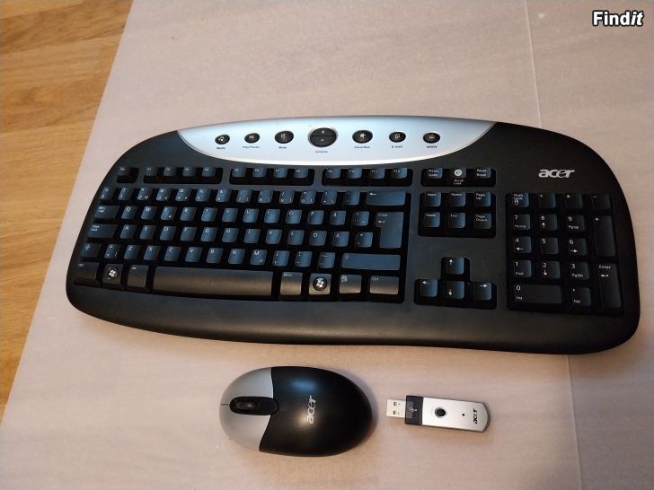 Säljes Acer tangentbord  mus