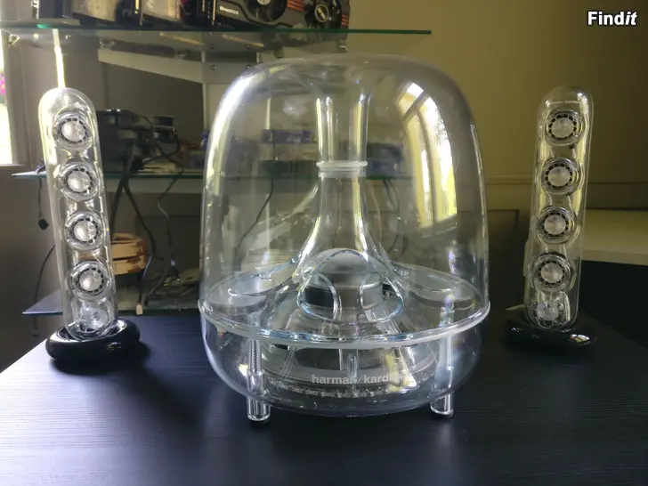 Myydään Harman Kardon SoundSticks version 3
