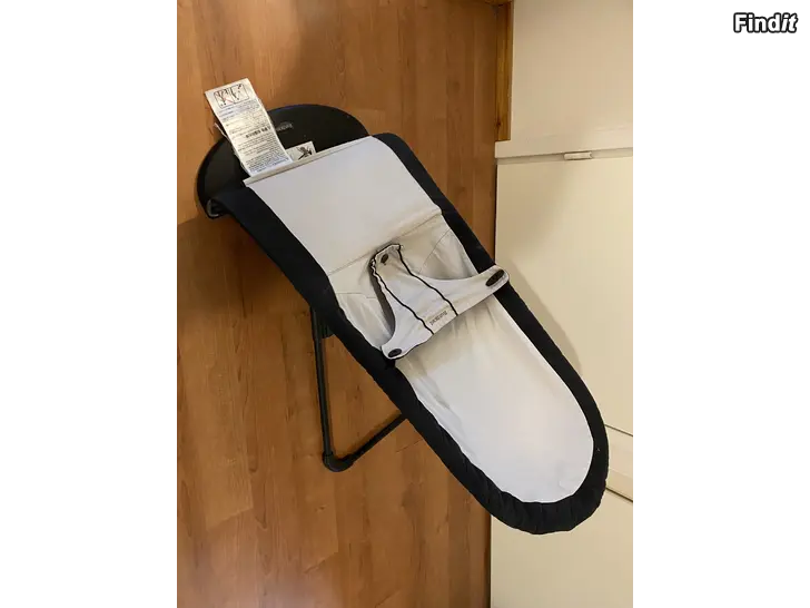 Säljes Baby Björn sitter