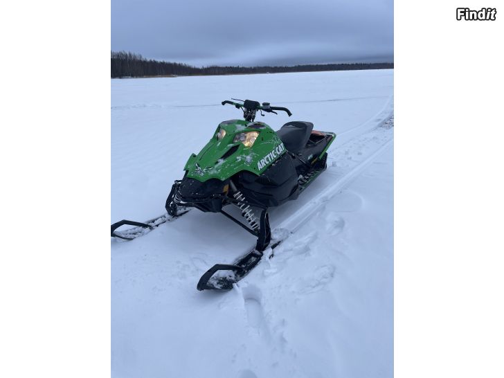 Säljes Arctic cat snowcross 600