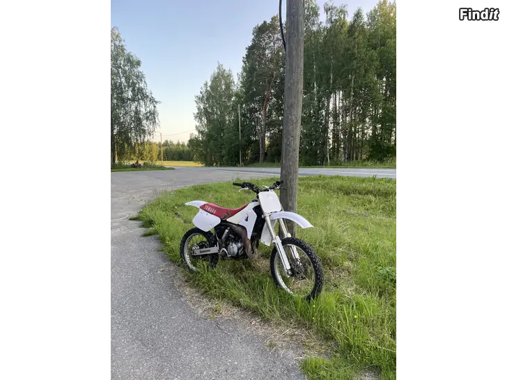 Myydään Yamaha yz125 1989