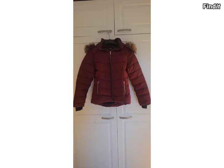 Myydään Everest vinterjacka 164