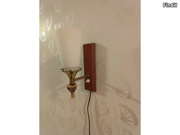 Myydään Retro seinävalaisin, Jakobstad